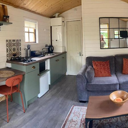 Letterkenny Cabin Buitenkant foto